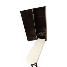 Cargar imagen en el visor de la galería, Mueble de planchado, plegable con portarretratos.
